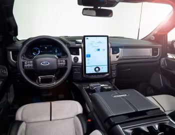 Panel frontal 2022–pr. Ford F-150 Lightning Platinum SuperCrew '2021–pr.