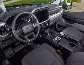 Panel frontal 2023–pr. Ford F-150 Lightning Pro SSV '2022–pr.