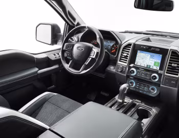 Интерьер 2017–18 Ford F-150 Raptor '2016–18