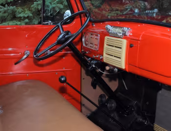 Интерьер 1948–50 Ford F-1 Pickup (83)