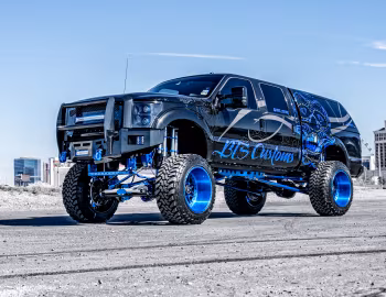 2016 Ford F-250 ''Dark Knight'' by BTS Customs