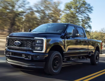 2023–pr. Ford F-250 XL STX Appearance Package Crew Cab '2022–pr.