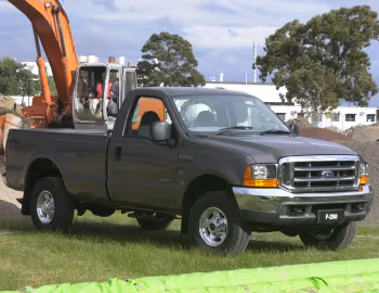 Ford F-250 Super Duty XLT Single Cab [Australia] (RM) '07.2001–03