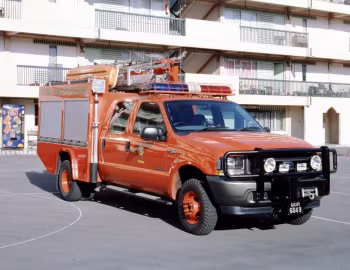 1999–2004 Ford F-350 Super Duty Crew Chassis Cab