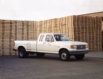 1990 Ford F-350 Super Cab Pickup XLT Lariat Pkg. (X35)