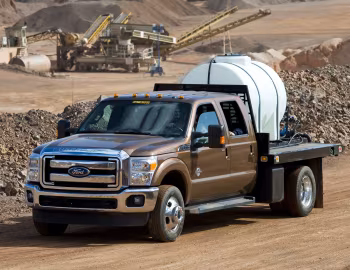 2011–16 Ford F-350 Super Duty Chassis Crew Cab
