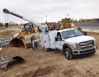 2011–16 Ford F-550 Super Duty Regular Cab '2010–16