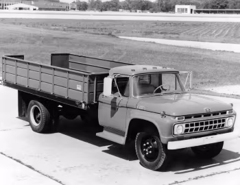 1965 Ford F-600 Truck