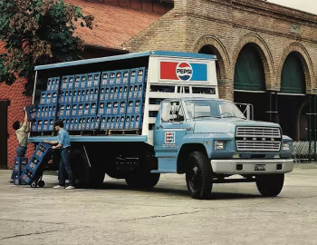 Ford F-700 '1980–83