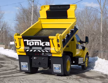 2016 Ford F-750 Tonka '2015–pr.