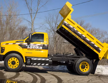 2016 Ford F-750 Tonka '2015–pr.