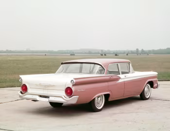1959 Ford Fairlane Town Sedan (58A)