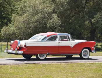 1955 Ford Fairlane Crown Victoria Skyliner (64B)