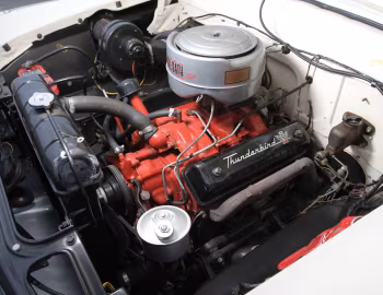 Bajo el capó 1955 Ford Fairlane Sunliner Convertible (76B)