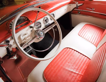 Interior 1955 Ford Fairlane Sunliner Convertible (76B)