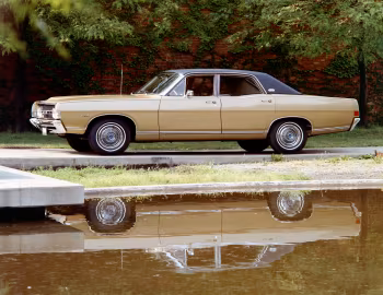 1968 Ford Fairlane Torino Sedan (54C-34)
