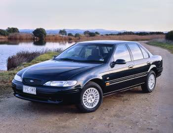 Ford Fairmont Ghia (EF) '08.1994–10.1995