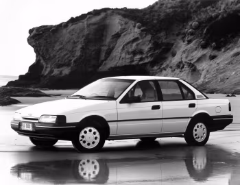 Ford Falcon GL [Australia] (EA) '02.1988–10.1989
