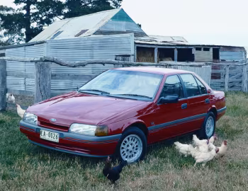 Ford Falcon S [Australia] (EA) '02.1988–10.1989
