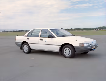 Ford Falcon RNZAF Staff Car [New Zealand] (EA) '1988–91