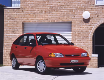 Ford Festiva GLi 5-door [Australia] (WB) '1995–97