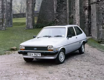 Ford Fiesta Ghia [UK-spec] '1976–81
