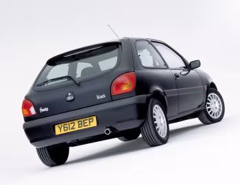 Ford Fiesta Black [UK-spec] (JBS) '2001–02