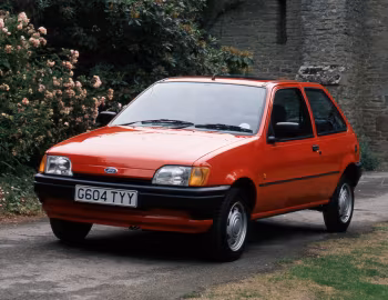 Ford Fiesta L 3-door [UK-spec] '1989–92
