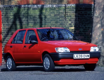 Ford Fiesta 5-door [UK-spec] '1993–95