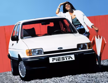 Ford Fiesta Ghia [Worldwide] '1983–89