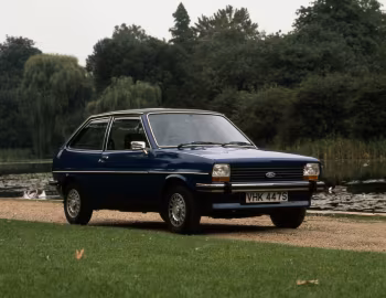 Ford Fiesta Ghia [UK-spec] '1976–81