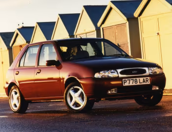 Ford Fiesta Ghia 5-door [UK-spec] (JAS) '08.1995–05.1998