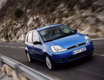 Ford Fiesta Ghia 5-door [Worldwide] '2002–05
