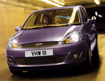 Ford Fiesta Ghia 5-door [UK-spec] '2005–08