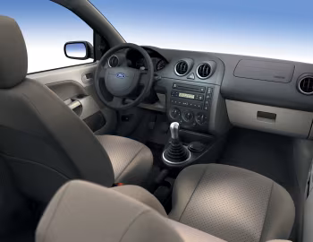 Interior Ford Fiesta Ghia 5-door [Worldwide] '2002–05
