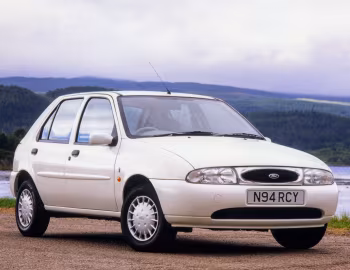 Ford Fiesta Ghia 5-door [UK-spec] (JAS) '08.1995–05.1998