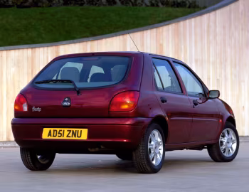 Ford Fiesta Ghia 5-door [UK-spec] (JAS) '1999–2002