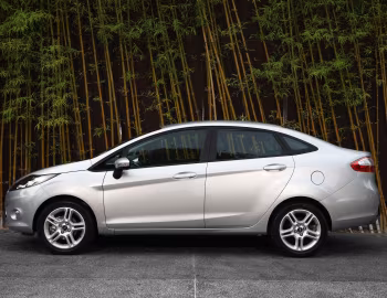 Ford Fiesta Sedan [Thailand] '2010–13