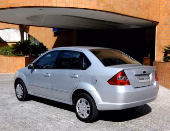 Ford Fiesta Sedan [Brazil] '2004–07