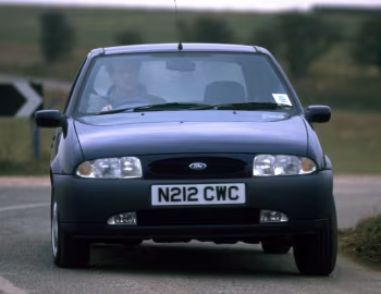 Ford Fiesta Si 5-door [UK-spec] (JAS) '08.1995–05.1998