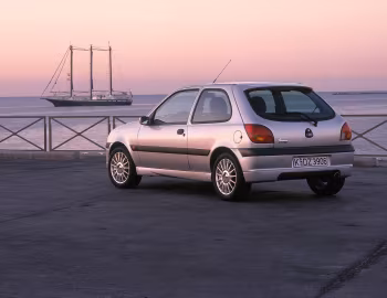 Ford Fiesta Sport 3-door '2000–02
