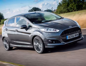 Ford Fiesta ST-Line 5-door [UK-spec] '2016–17