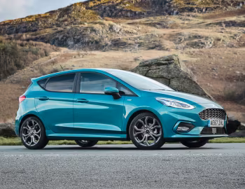 Ford Fiesta ST-Line 5-door [UK-spec] '2017–21