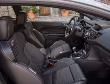 Интерьер Ford Fiesta ST200 [Worldwide] '2016–17