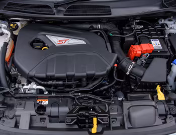 Bajo el capó Ford Fiesta ST200 [South Africa] '2017