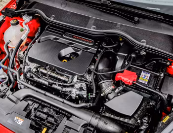 Bajo el capó Ford Fiesta ST 3-door [Worldwide] '2018–21