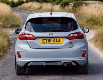 Ford Fiesta ST 3-door [UK-spec] '2018–21