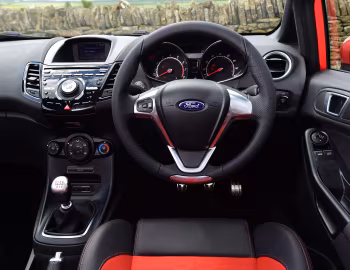 Panel frontal Ford Fiesta ST 5-door [UK-spec] '2016–17