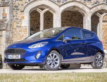 Ford Fiesta Titanium 3-door [UK-spec] '2017–21