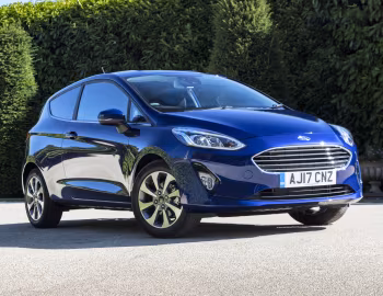 Ford Fiesta Titanium 3-door [UK-spec] '2017–21